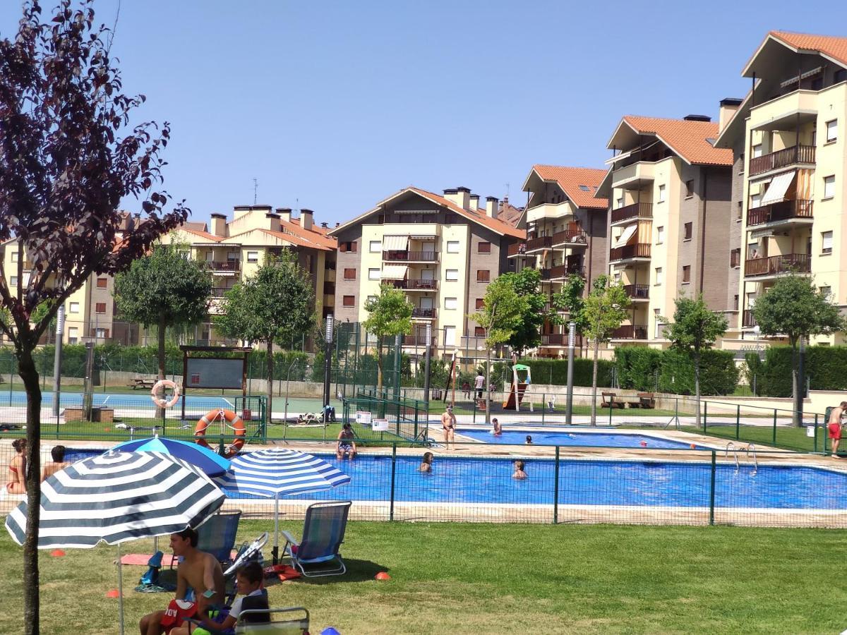 Apartamento Isabella Apartamento Jaca Exterior foto